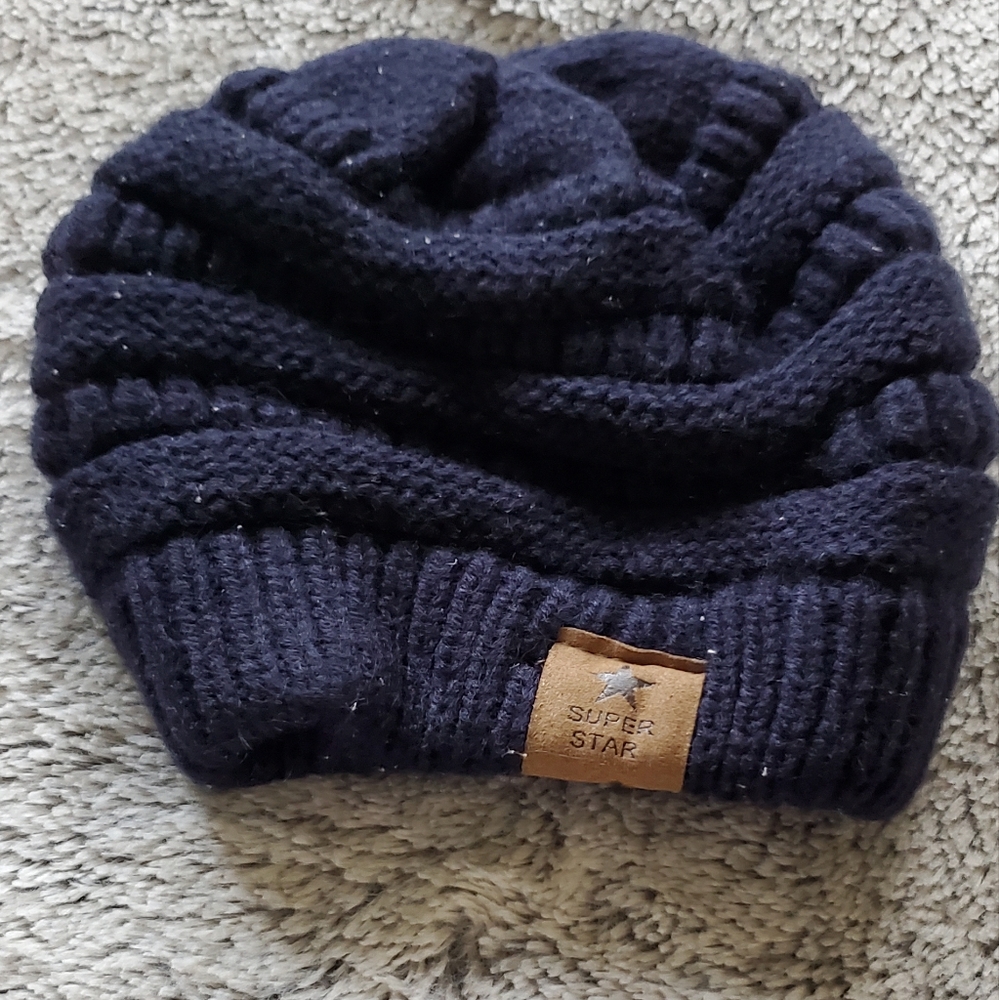 Superstar winter hat - Picture 6 of 7